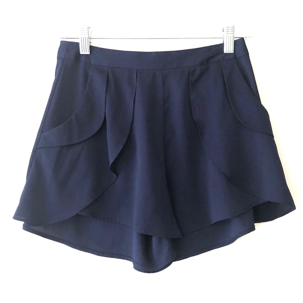 NWOT FindersKeepers Blue Tulip Shorts